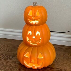 Halloween Stacked Pumpkins Lantern Light Up Indoor Decor NWT Jack-O’-Lanterns